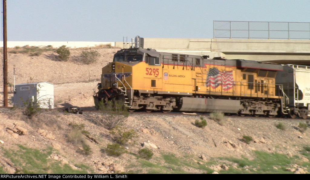 EB Manifest Frt at Erie NV W-Pshr -135